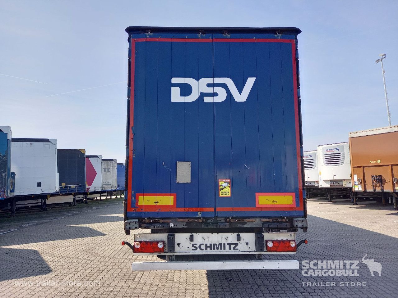 Schmitz Cargobull Curtainsider Standard 