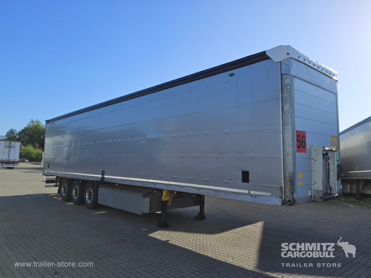 Schmitz Cargobull Curtainsider Standard Getränke 