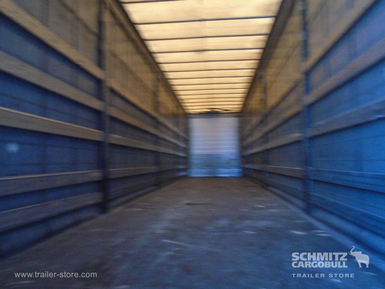 Schmitz Cargobull Curtainsider Mega 