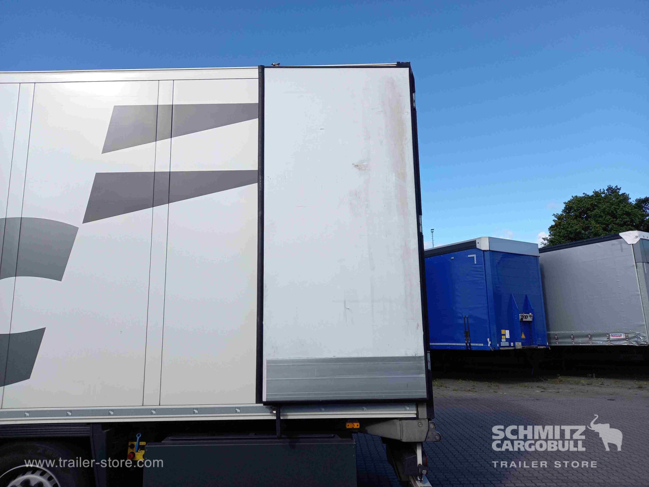 Schmitz Cargobull Tiefkühler Standard Doppelstock Trennwand 