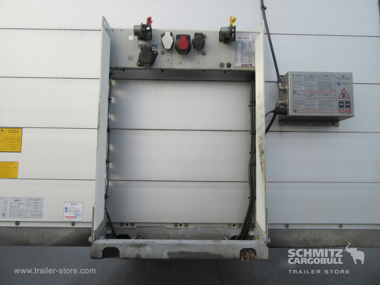 Schmitz Cargobull Curtainsider Standard 