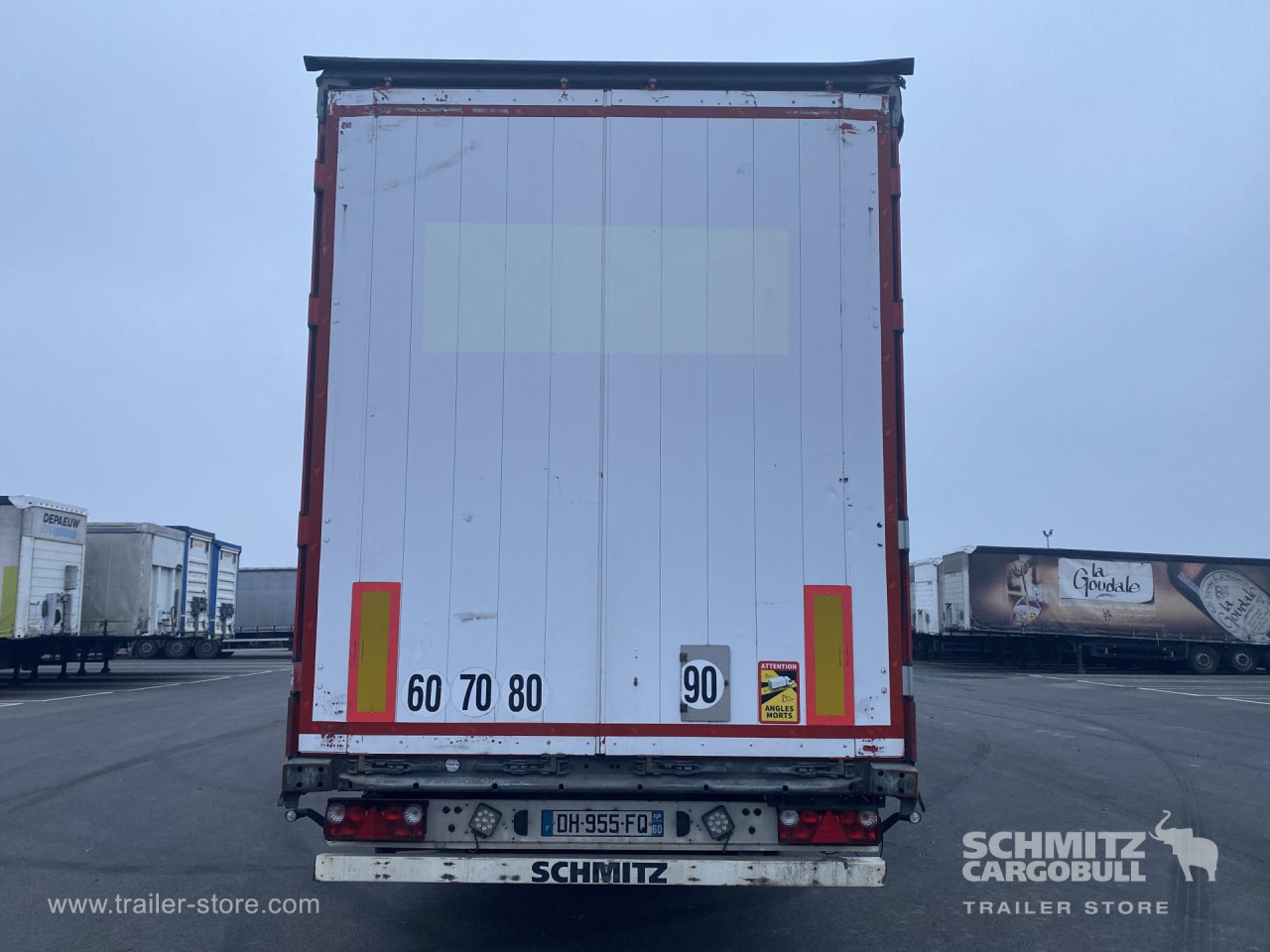 Schmitz Cargobull Semitrailer Curtainsider Mega 