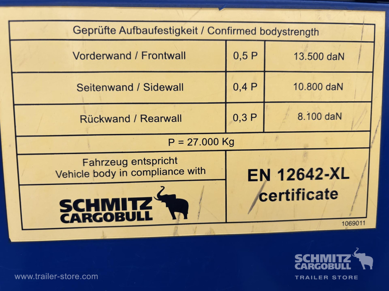 Schmitz Cargobull Curtainsider Standard 