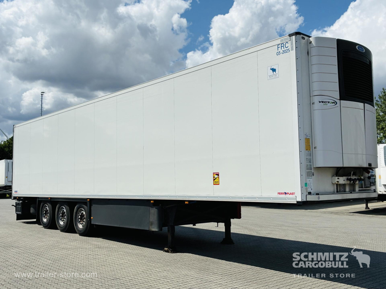Schmitz Cargobull Tiefkühler Standard Doppelstock Trennwand 