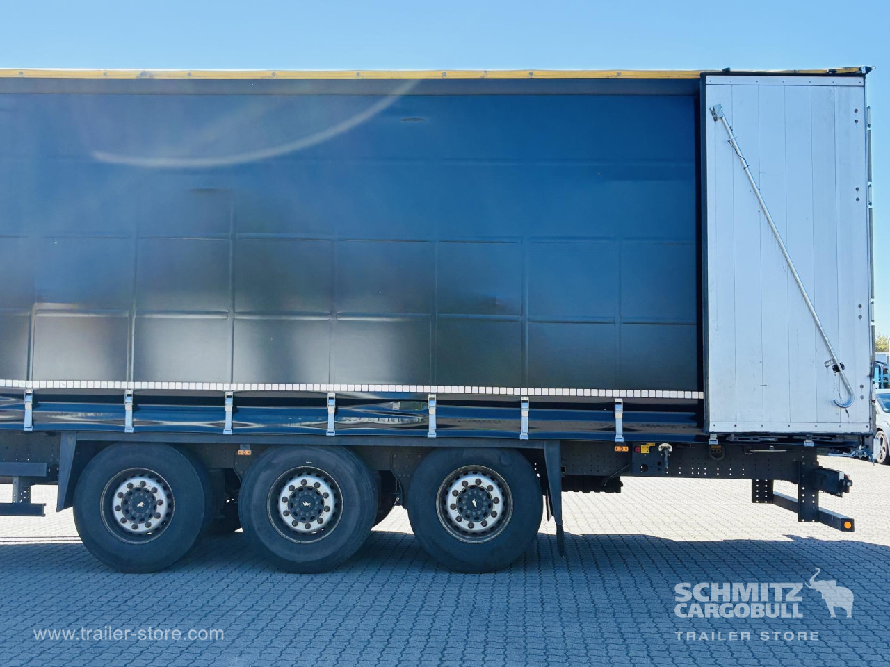 Schmitz Cargobull Curtainsider Standard 