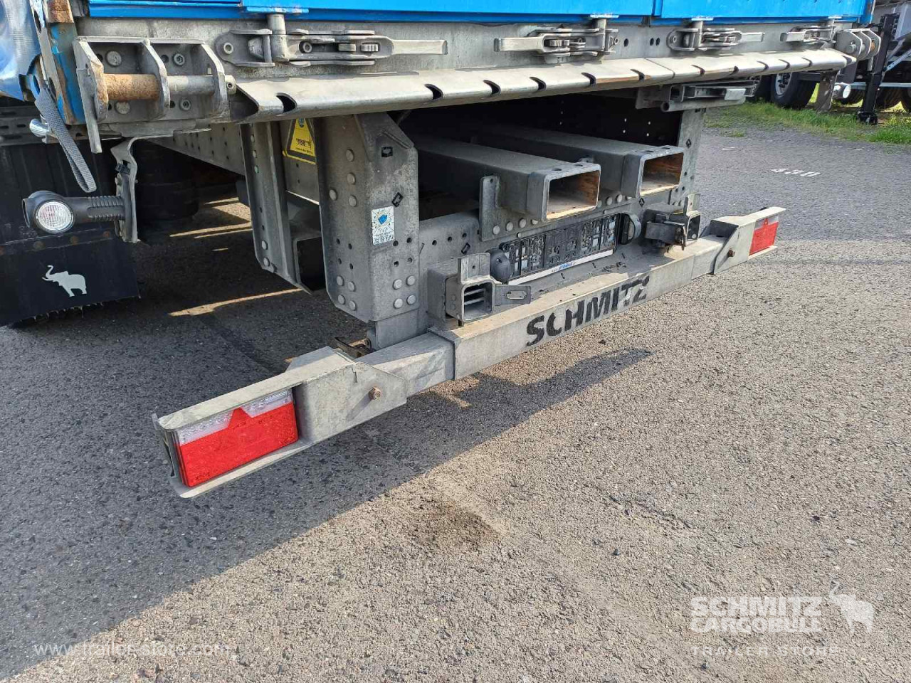 Schmitz Cargobull Curtainsider Standard Staplerhalterung 