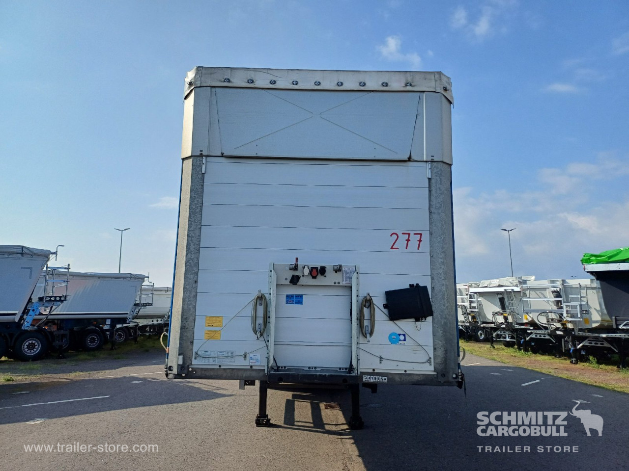 Schmitz Cargobull Curtainsider Standard Staplerhalterung 