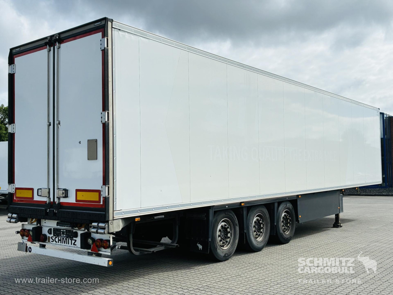 Schmitz Cargobull Tiefkühler Multitemp Doppelstock Trennwand 