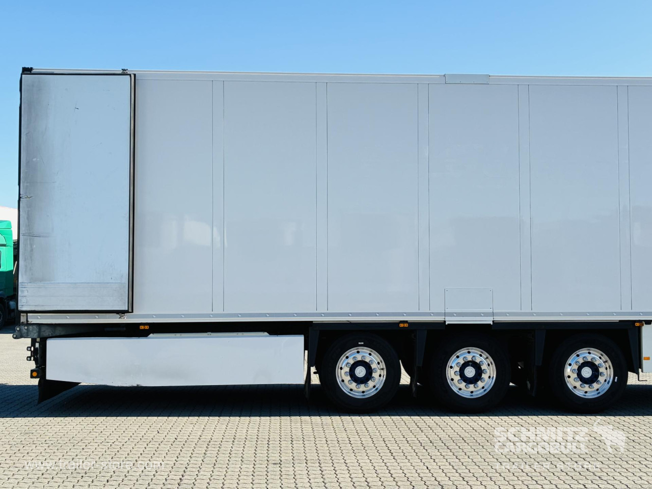 Schmitz Cargobull Tiefkühler Multitemp Trennwand 