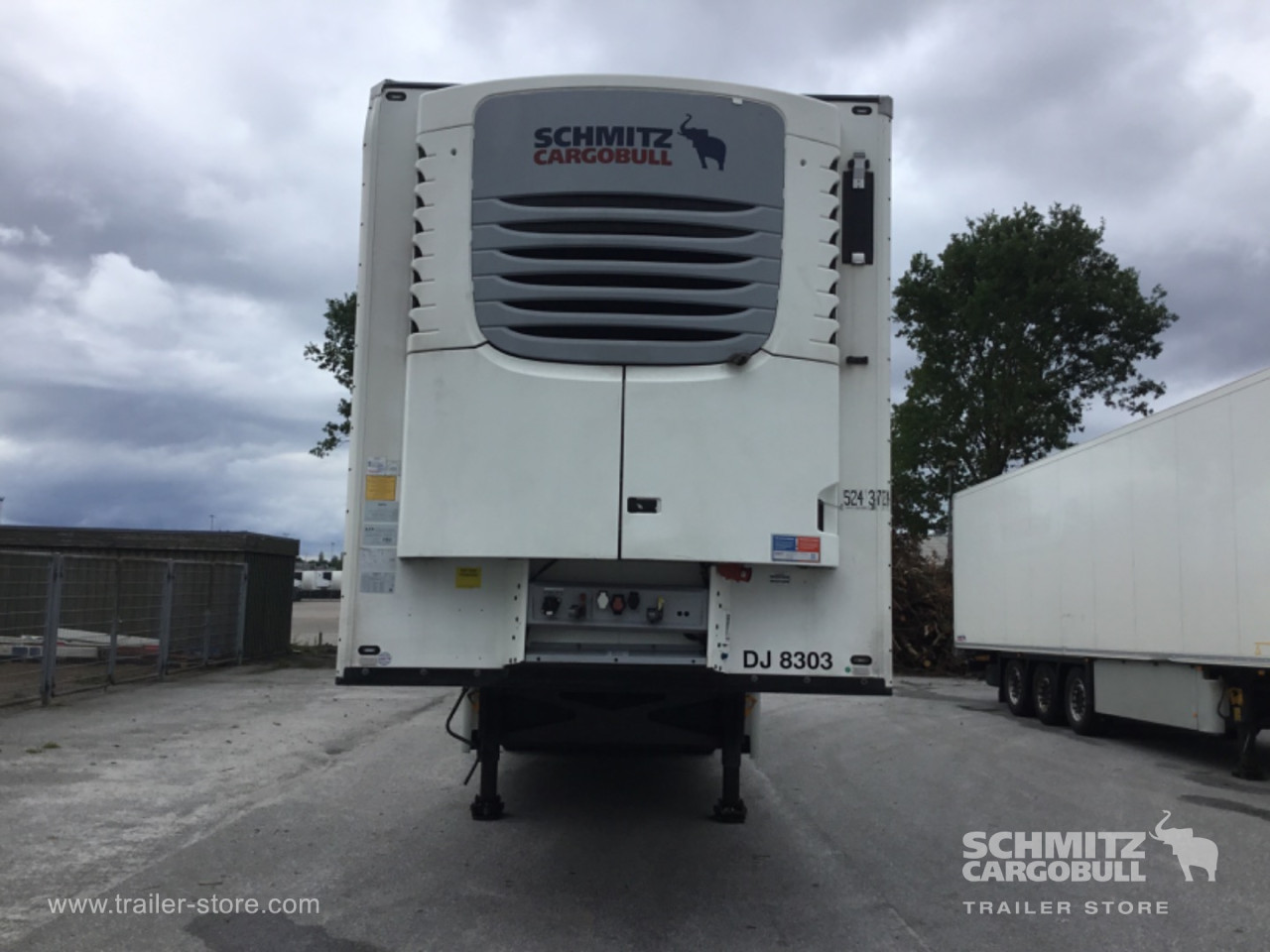 Schmitz Cargobull Reefer Meat hanging system 