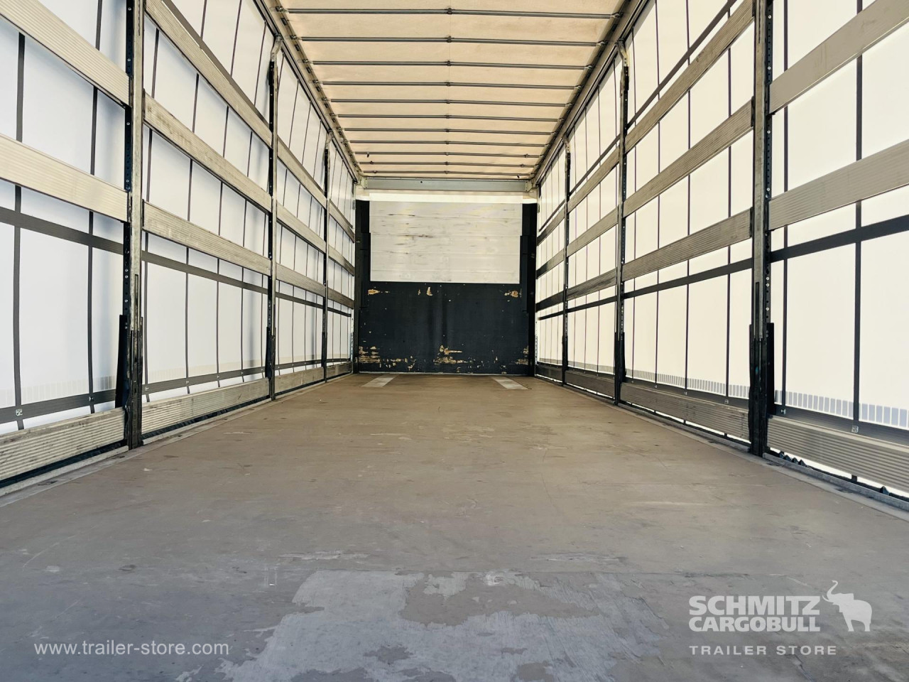 Schmitz Cargobull Curtainsider Standard 