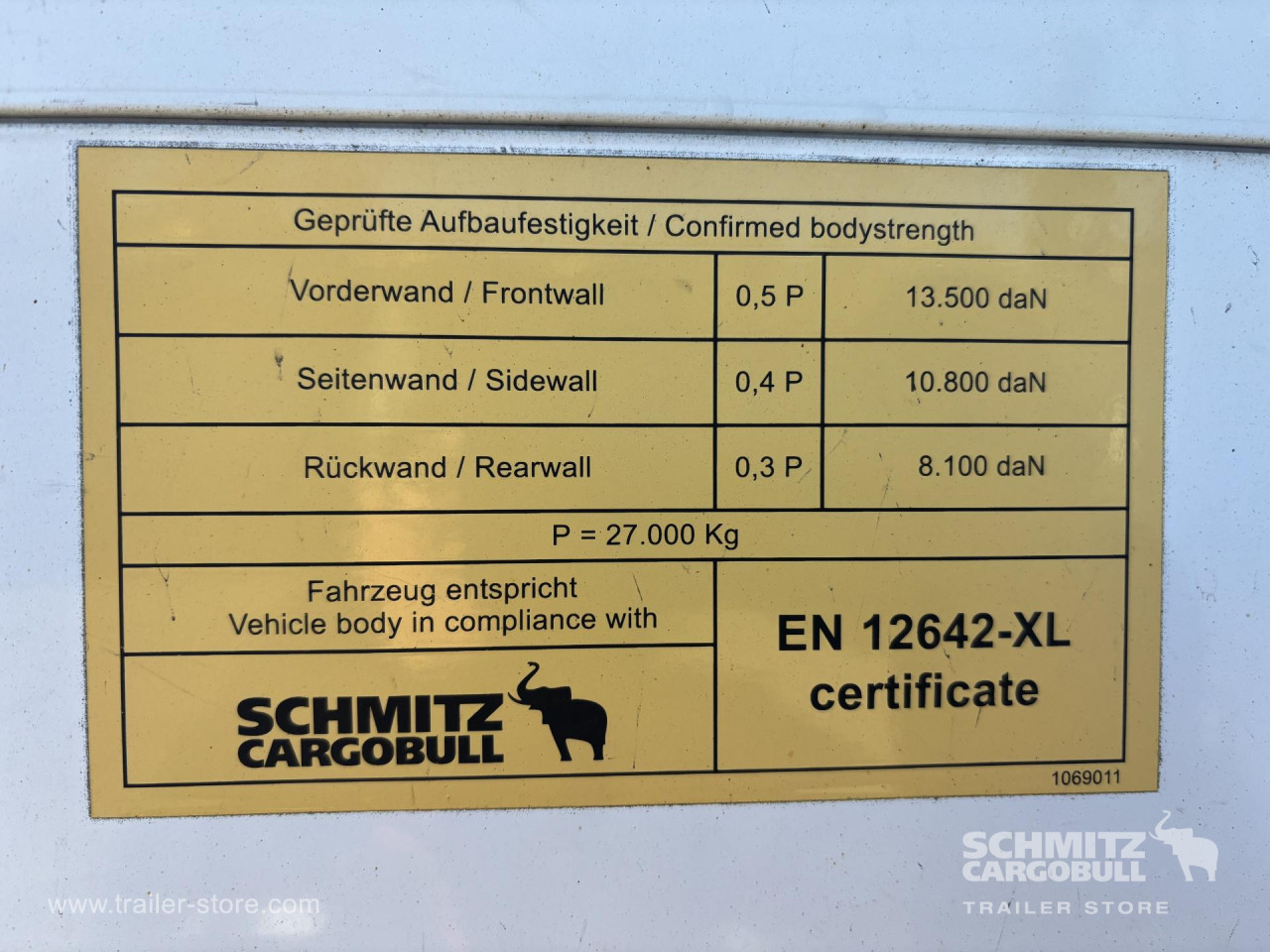 Schmitz Cargobull Curtainsider Standard 