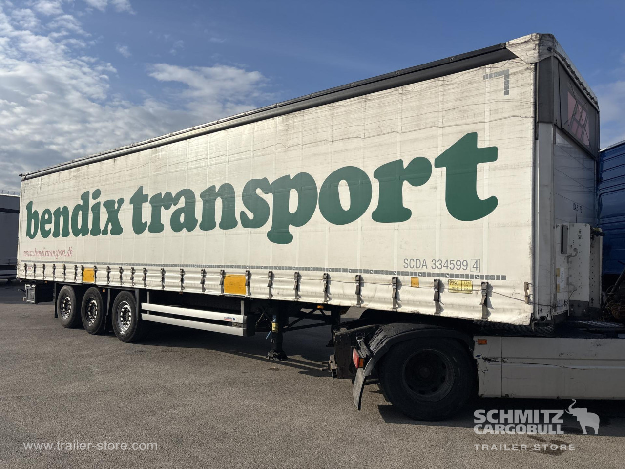 Schmitz Cargobull Curtainsider Standard 