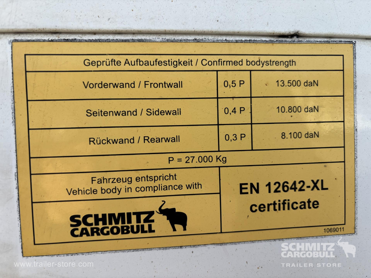 Schmitz Cargobull Curtainsider Standard 