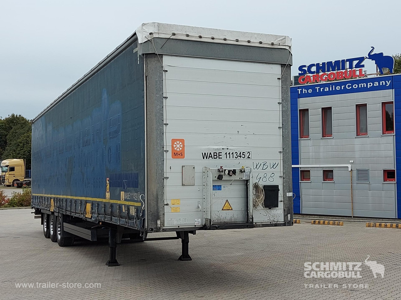 Schmitz Cargobull Curtainsider Mega 