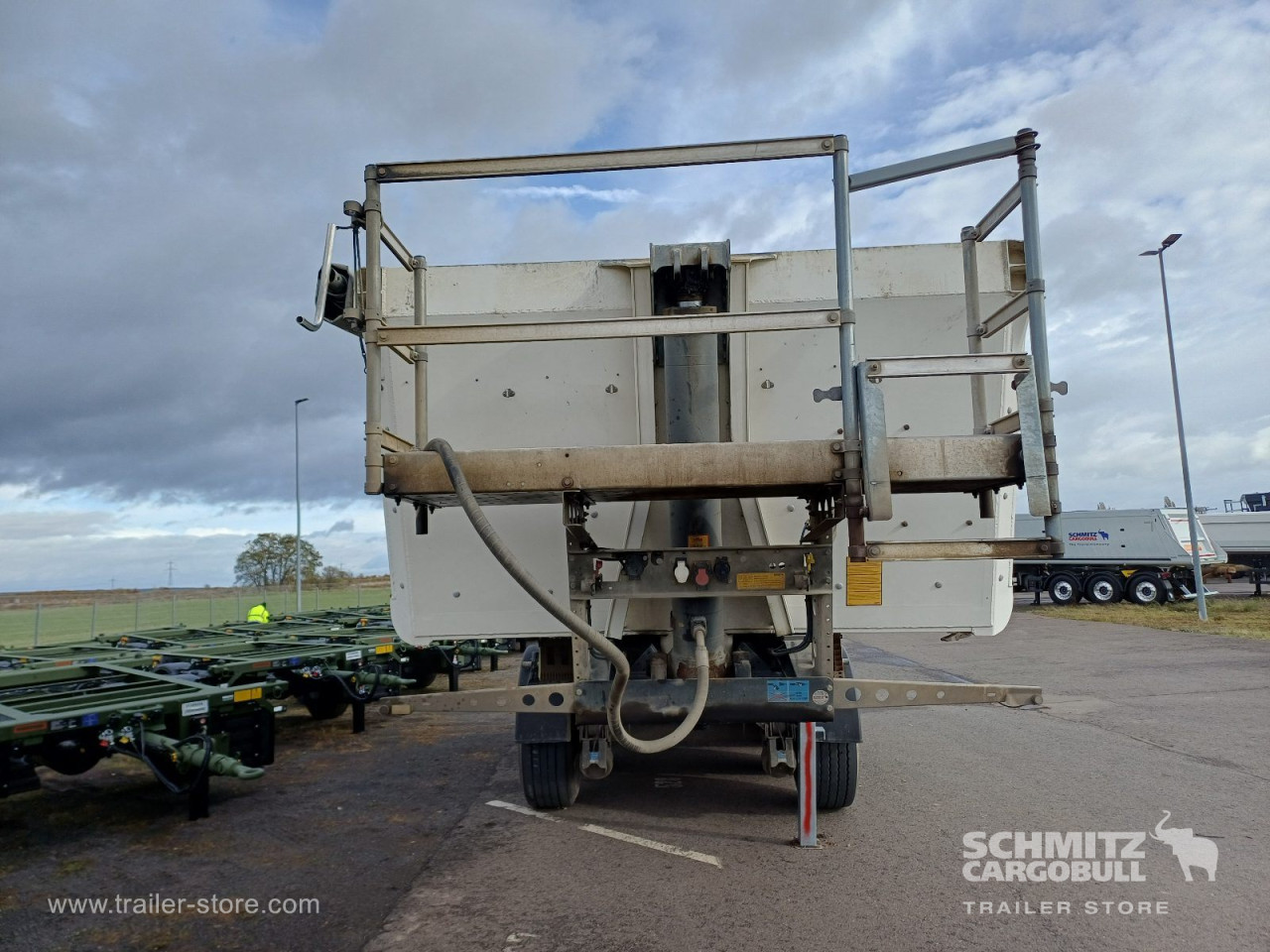Schmitz Cargobull Kipper Alukastenmulde 24m³ 