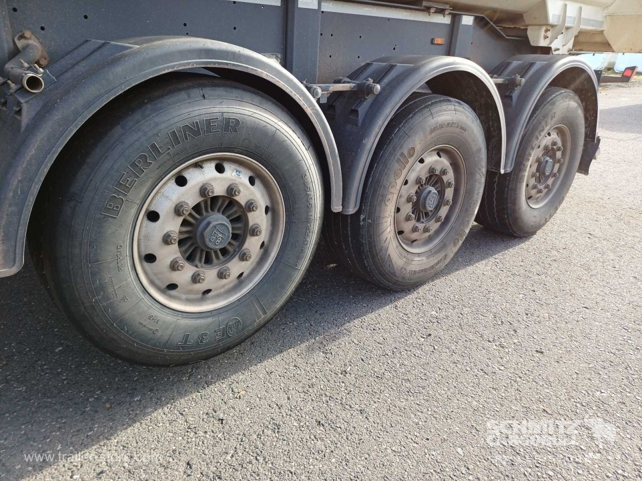 LANGENDORF Kipper Stahlrundmulde 24m³ 