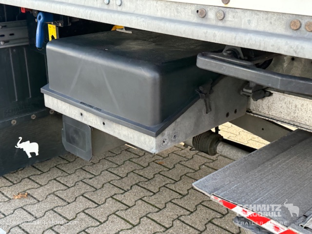 Schmitz Cargobull Oplegger Kasten Standard Taillift 