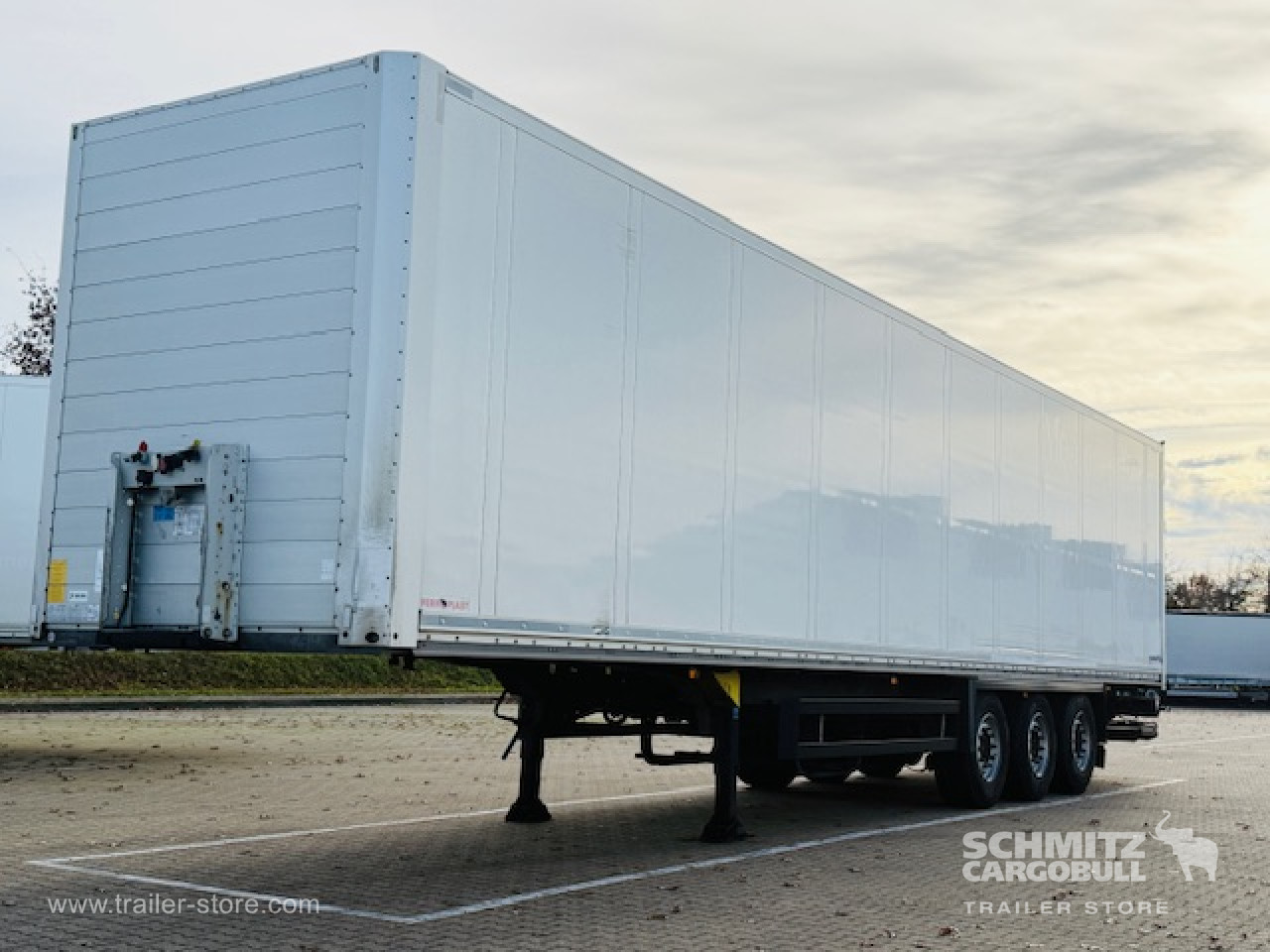 Schmitz Cargobull Oplegger Kasten Standard Taillift 