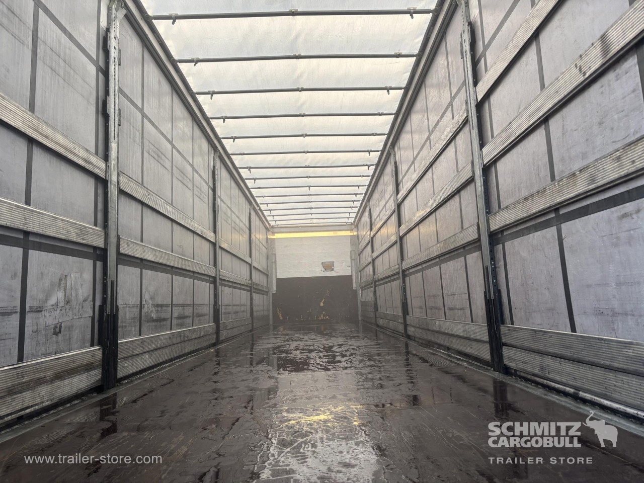Schmitz Cargobull Curtainsider Standard 