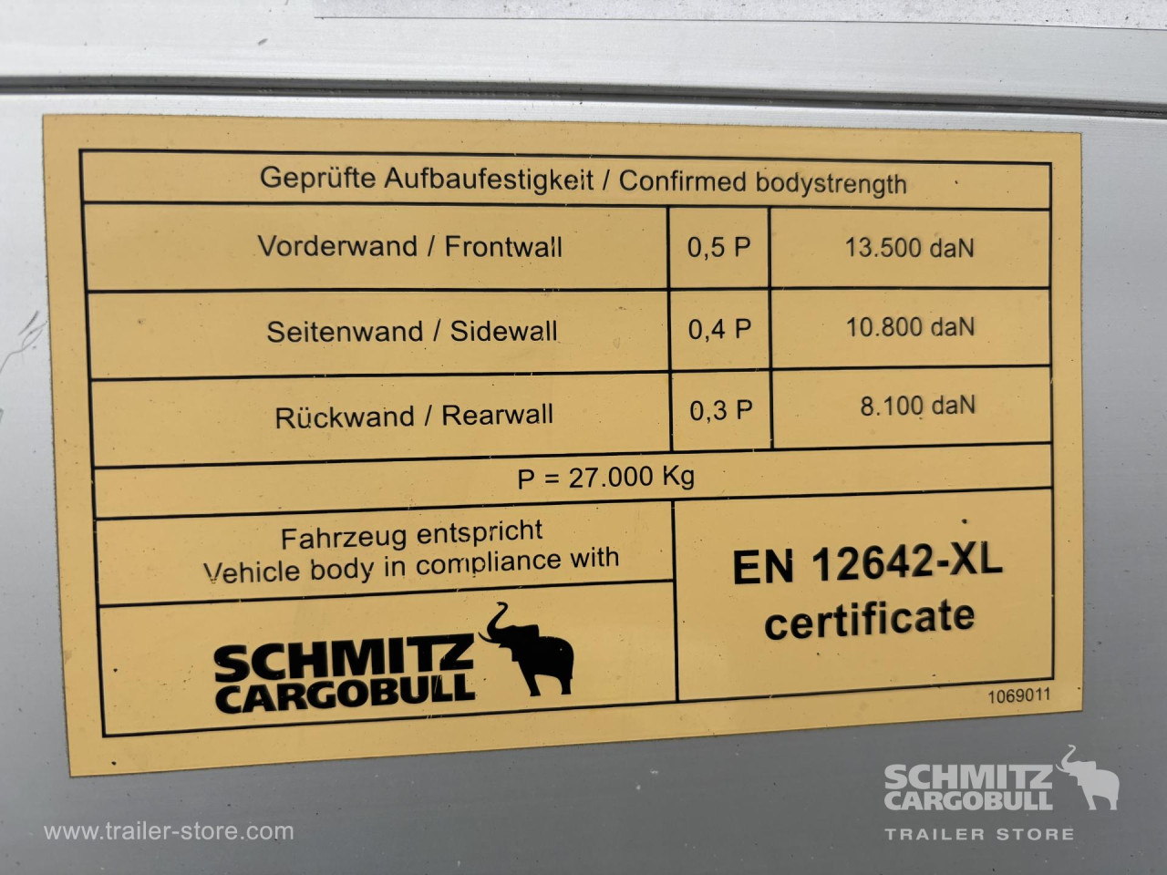 Schmitz Cargobull Curtainsider Standard 