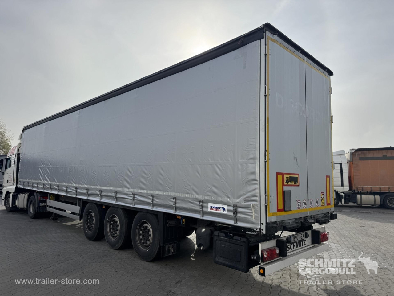 Schmitz Cargobull Curtainsider Standard 