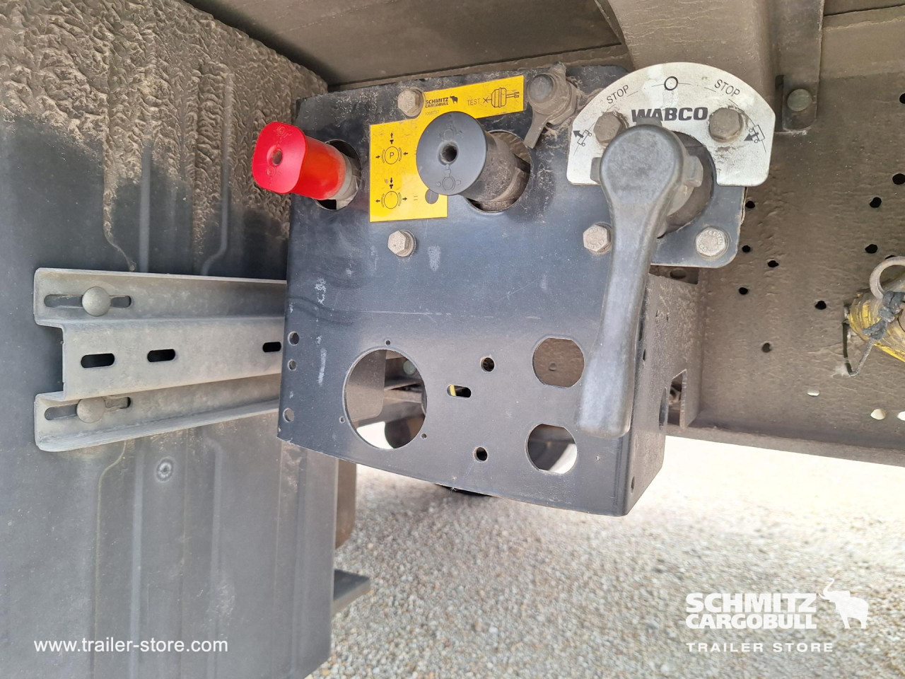 Schmitz Cargobull Curtainsider Mega 