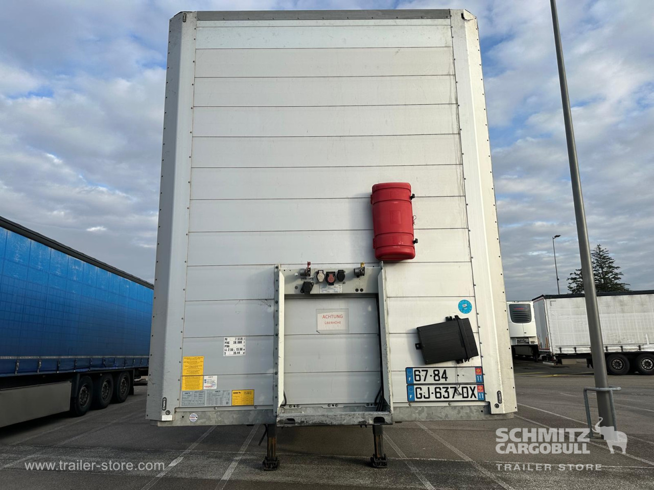 Schmitz Cargobull Semitrailer Dryfreight Mega 