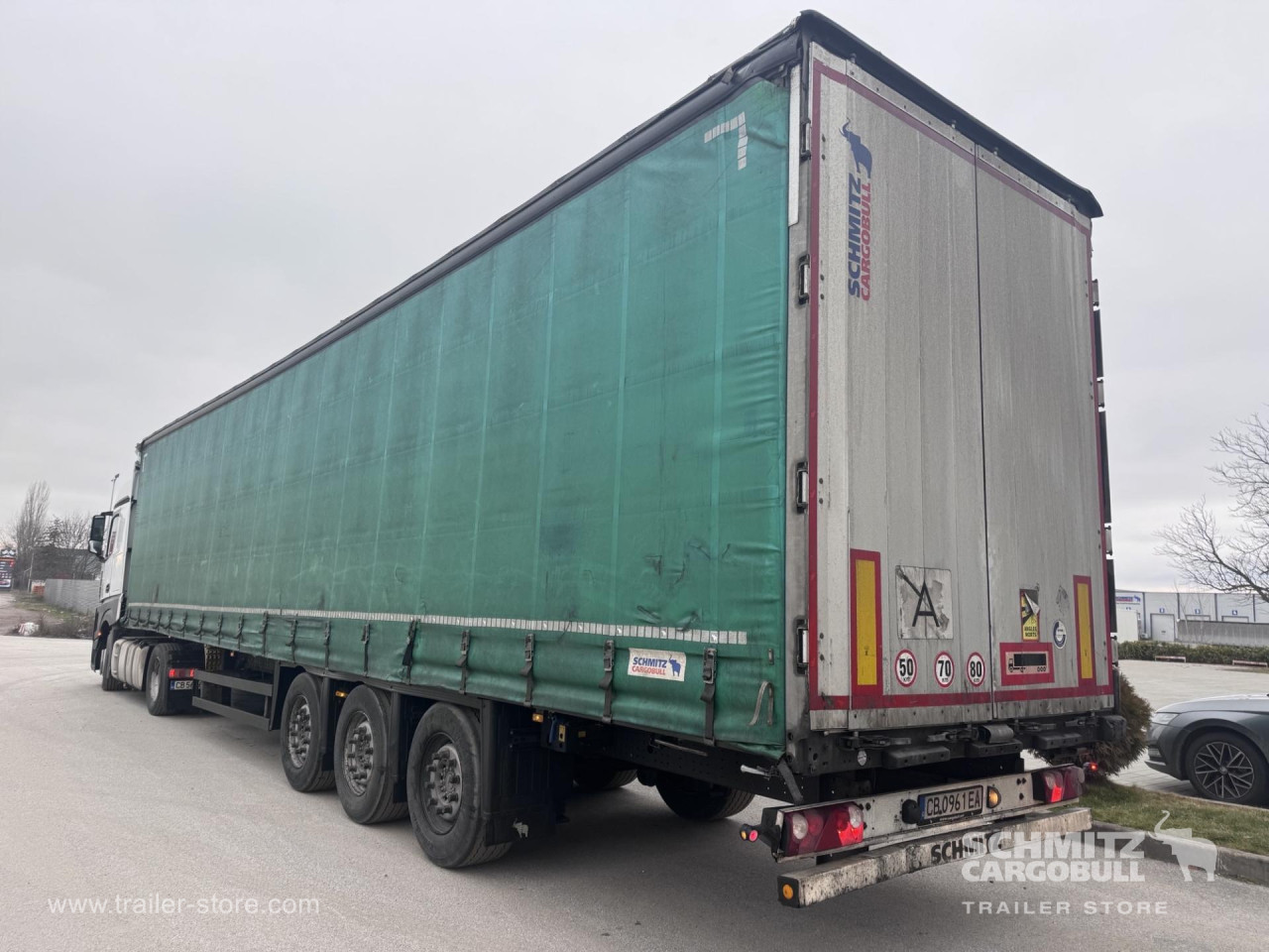 Schmitz Cargobull Curtainsider Mega 