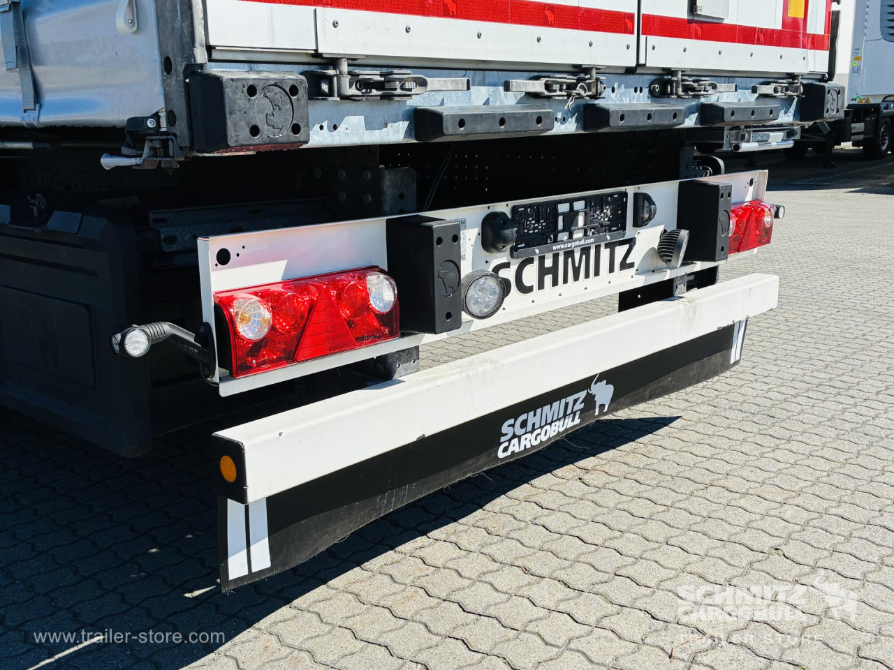 Schmitz Cargobull Curtainsider Standard 