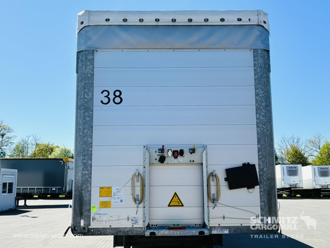 Schmitz Cargobull Curtainsider Standard 