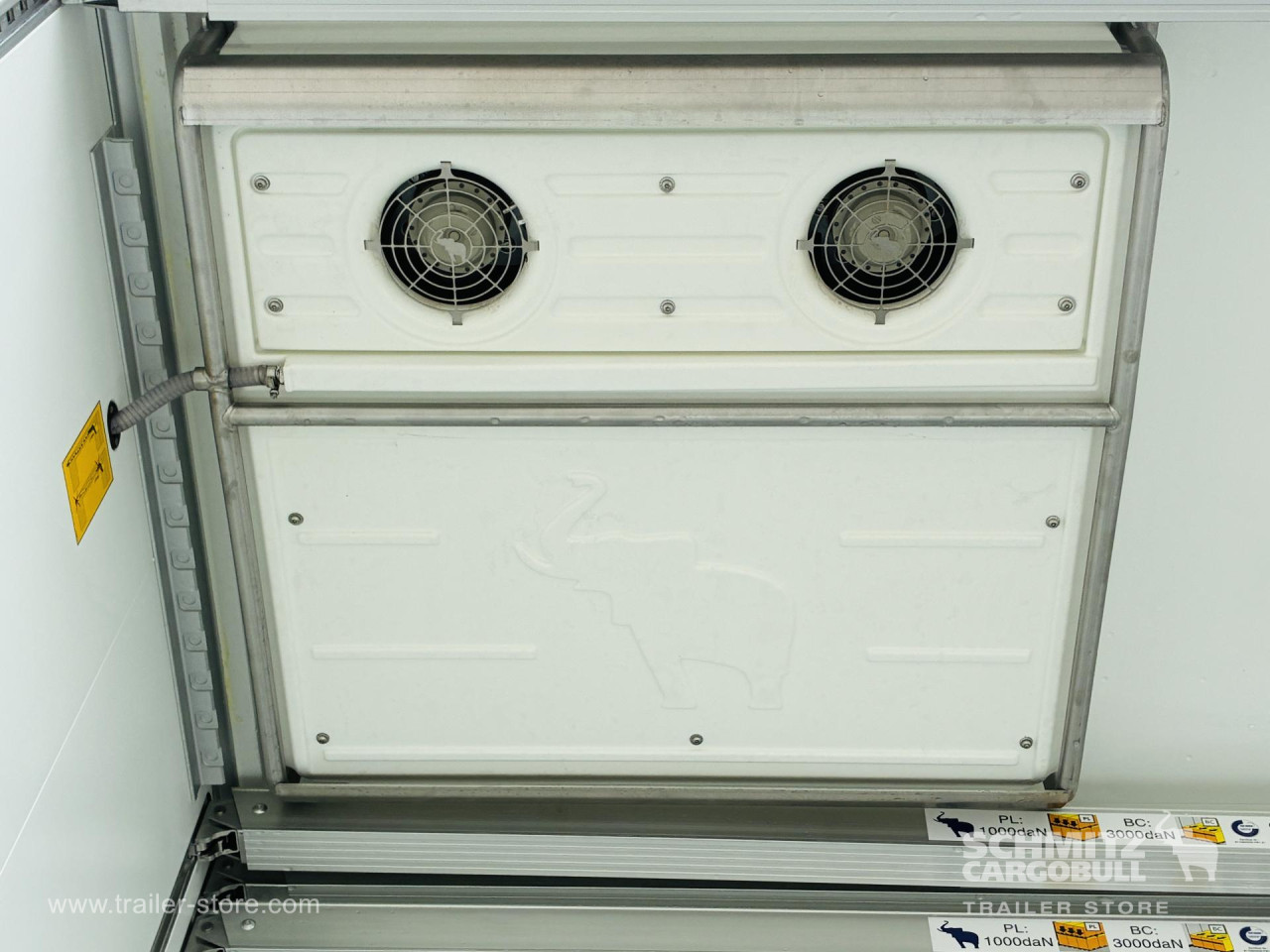 Schmitz Cargobull Tiefkühler Multitemp Trennwand 