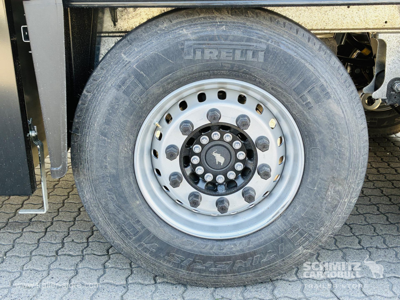 Schmitz Cargobull Tiefkühler Standard Doppelstock Trennwand 