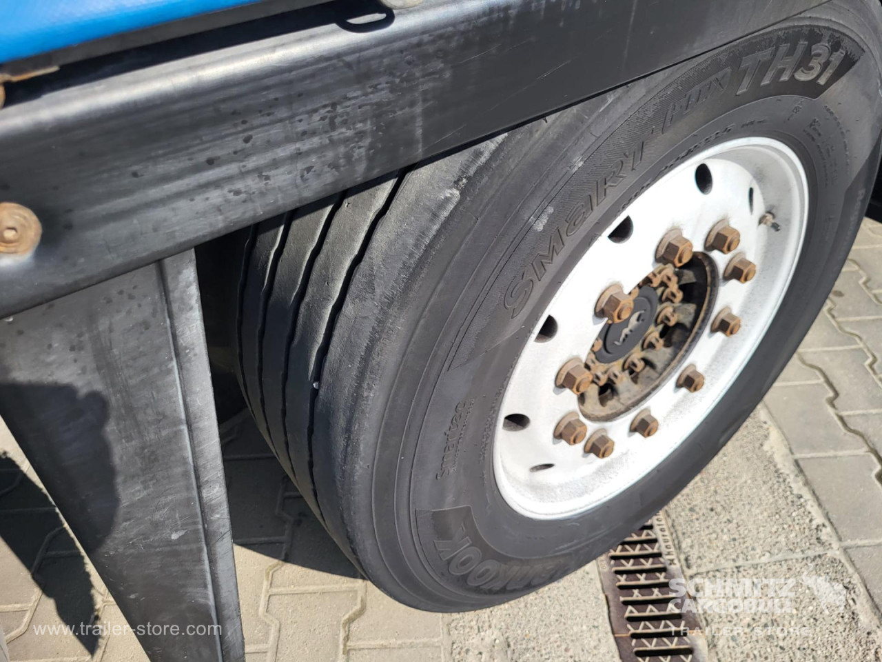 Schmitz Cargobull Curtainsider Mega 