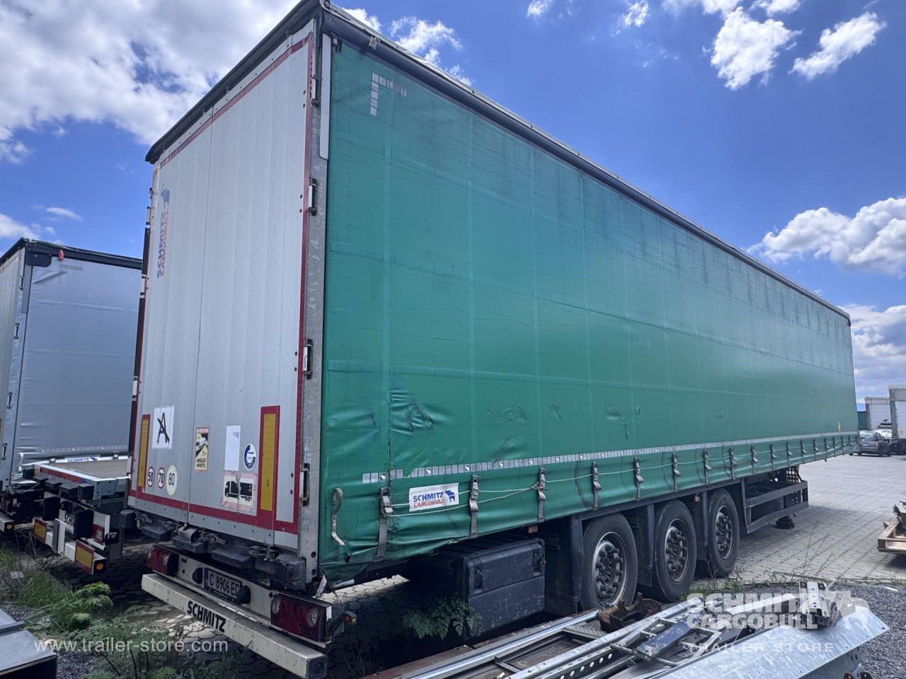 Schmitz Cargobull Curtainsider Mega 