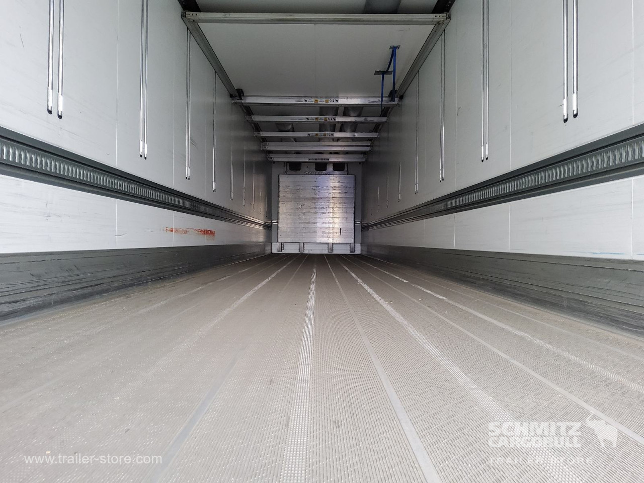 Schmitz Cargobull Tiefkühler Standard Doppelstock Trennwand 