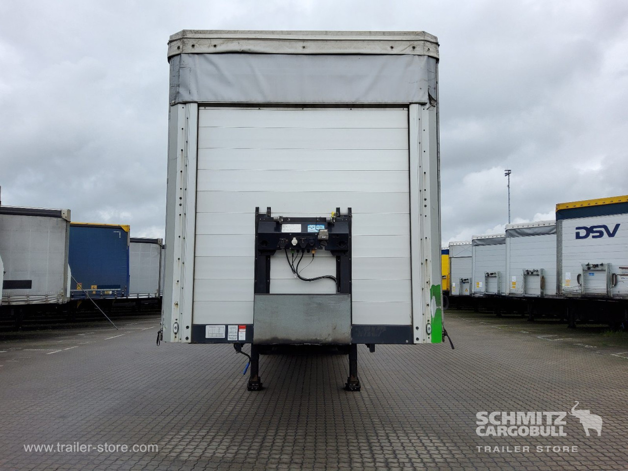 SCHWARZMUELLER Curtainsider Standard 