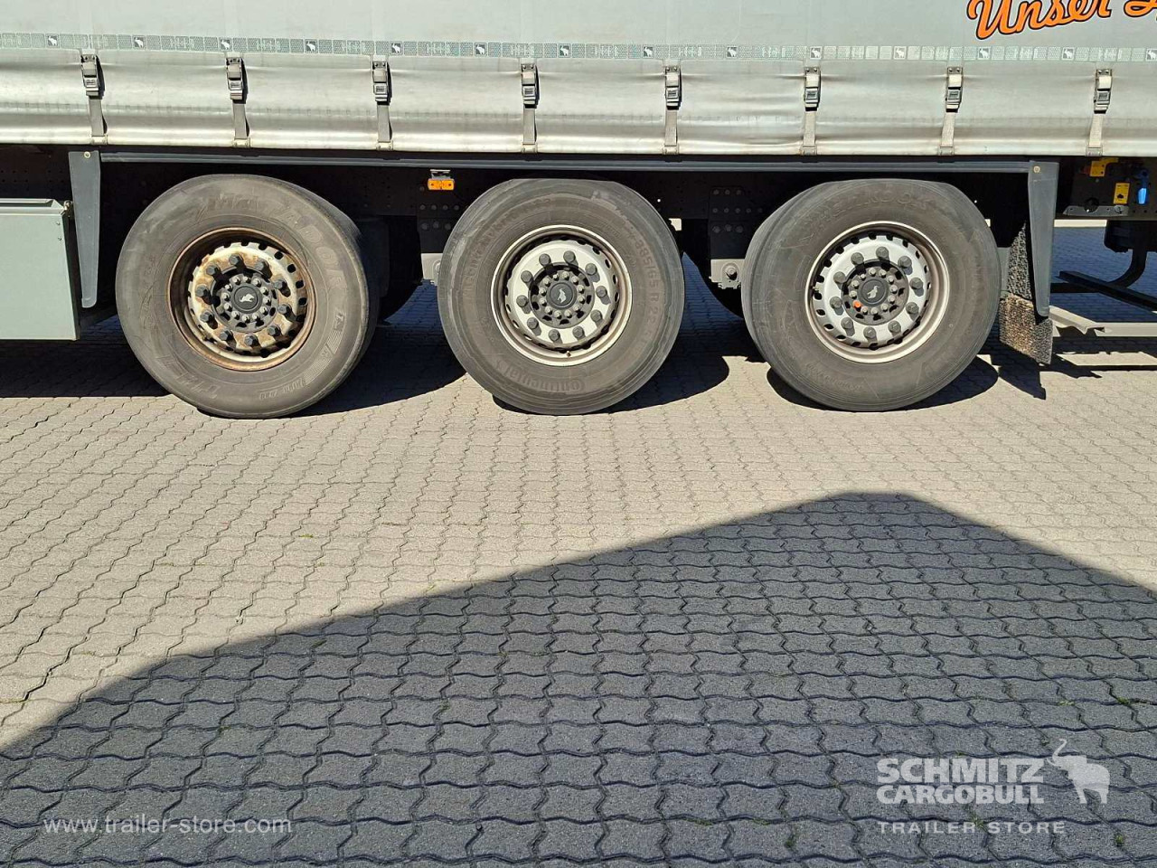 Schmitz Cargobull Curtainsider Standard Getränke 