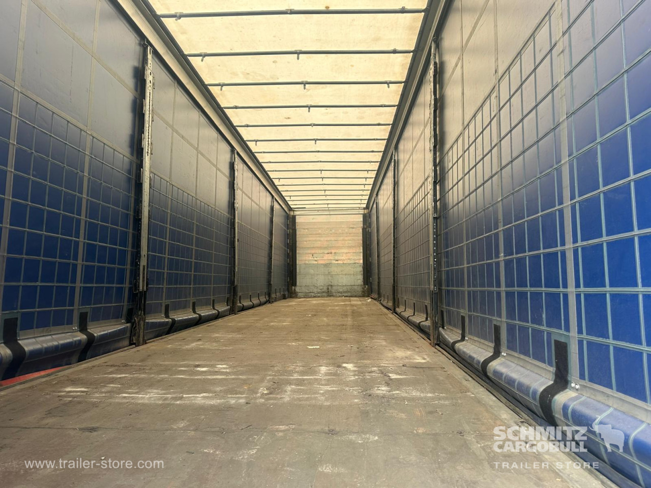 Schmitz Cargobull Semitrailer Curtainsider Mega 