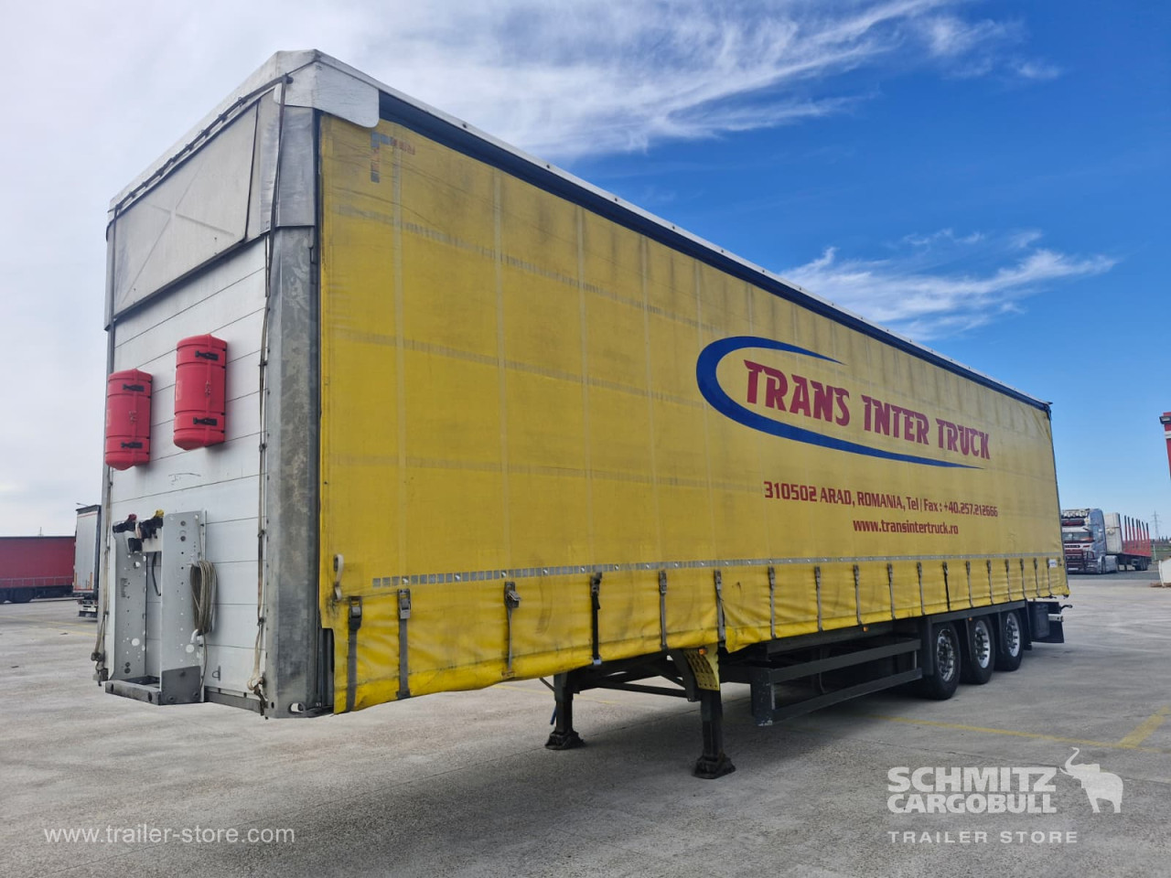 Schmitz Cargobull Curtainsider Mega 