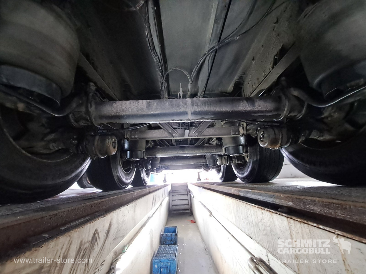 Schmitz Cargobull Curtainsider Standard Getränke 
