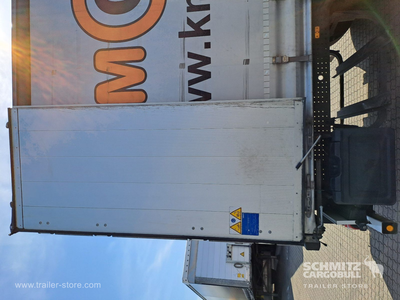 Schmitz Cargobull Curtainsider Standard Getränke 