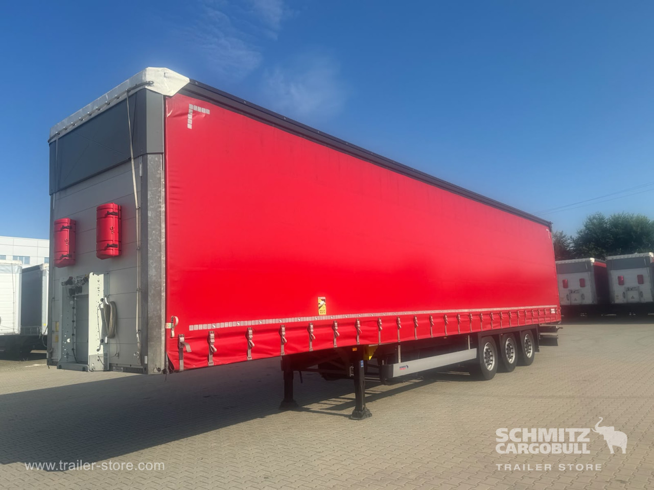 Schmitz Cargobull Curtainsider Mega 