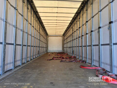 Schmitz Cargobull Curtainsider Standard Getränke 
