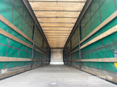 Schmitz Cargobull Curtainsider Standard 