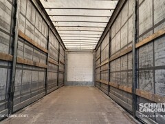 Schmitz Cargobull Curtainsider Varios 