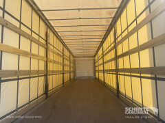 Schmitz Cargobull Curtainsider Standard Getränke 