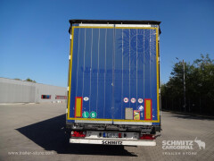 Schmitz Cargobull Curtainsider Varios 