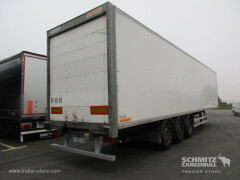 FRUEHAUF Semitrailer Dryfreight Standard Porte relevante 