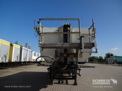 Schmitz Cargobull Tipper Steel half pipe body 28m³ 